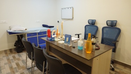 Alleviate Clinic doctor cabin